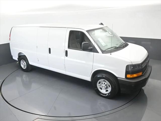 2025 Chevrolet Express Cargo Van RWD 3500 Extended Wheelbase WT