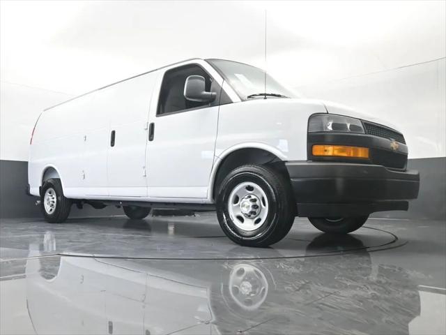 2025 Chevrolet Express Cargo Van RWD 3500 Extended Wheelbase WT