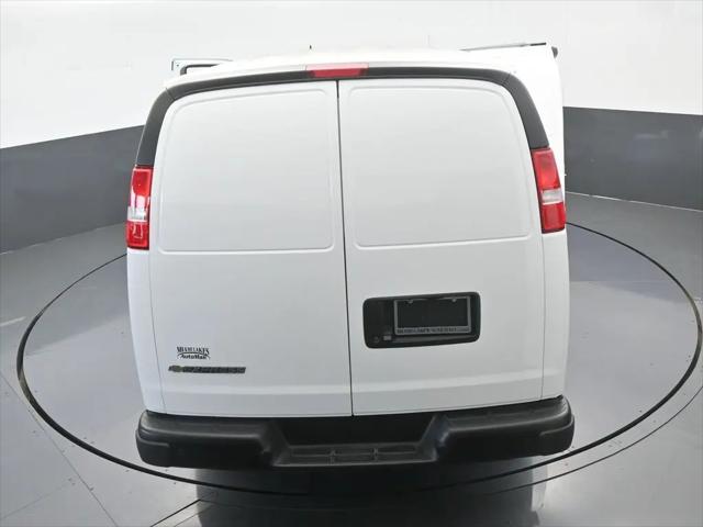 2025 Chevrolet Express Cargo Van RWD 3500 Extended Wheelbase WT