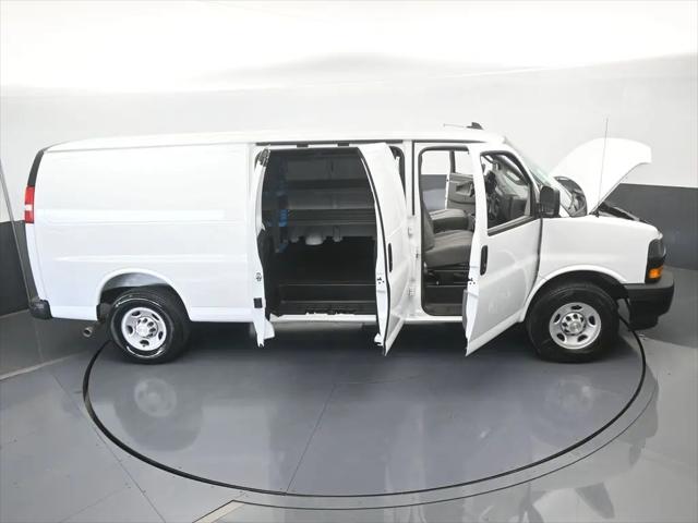 2025 Chevrolet Express Cargo Van RWD 3500 Extended Wheelbase WT