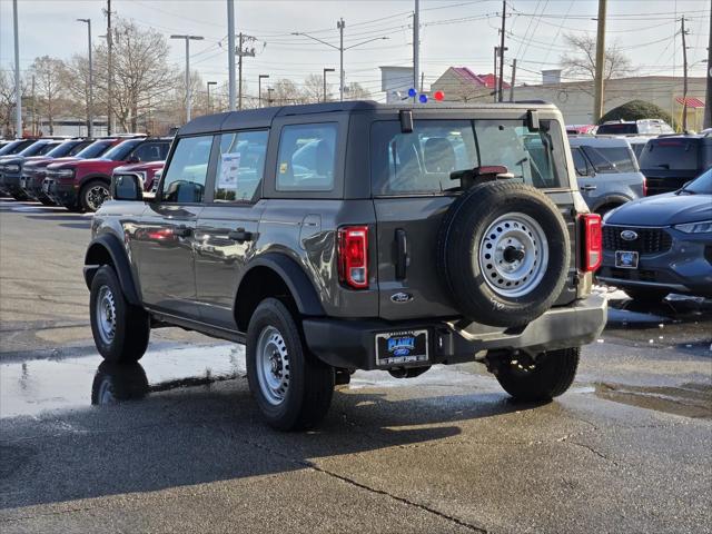 2025 Ford Bronco Base