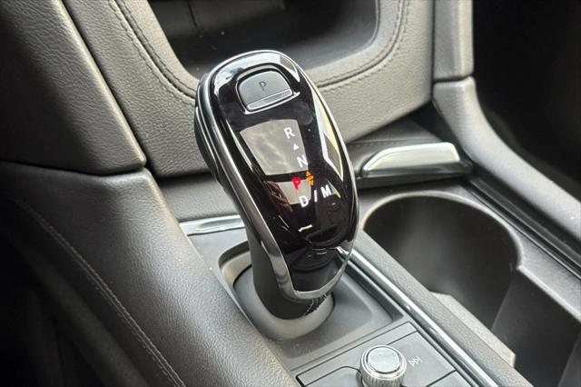 2025 Cadillac XT5 FWD Premium Luxury