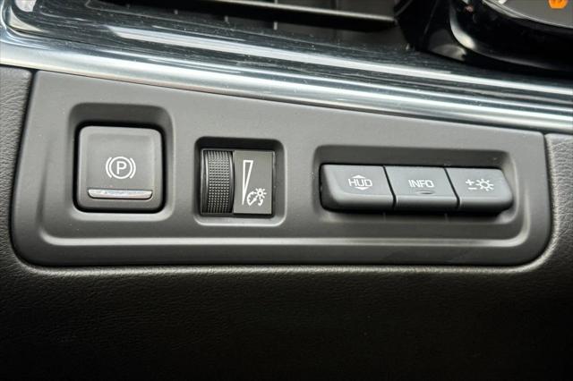 2025 Cadillac XT5 FWD Premium Luxury
