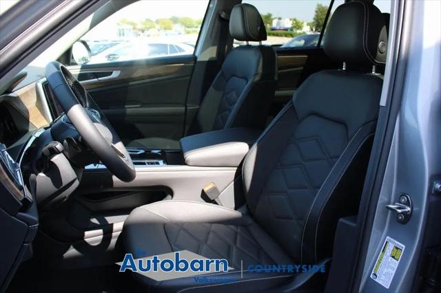 2026 Volkswagen Atlas SE with Technology