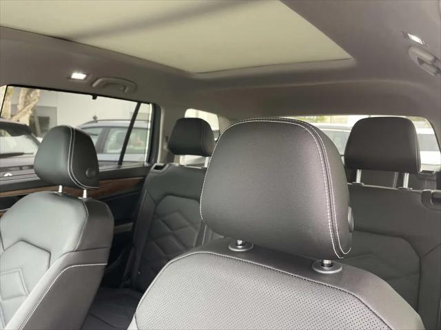 2026 Volkswagen Atlas SE with Technology