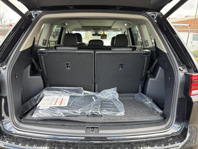 2026 Volkswagen Atlas SE with Technology