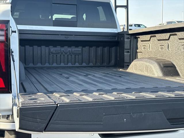 2026 GMC Sierra 3500HD Crew Cab, Long Bed, Denali, 4WD