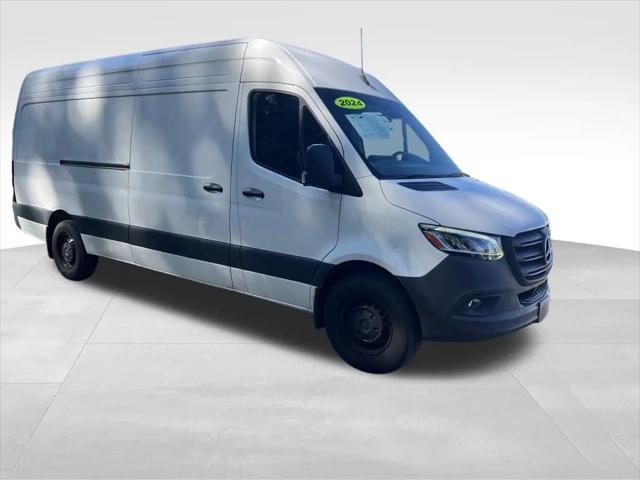 2024 Mercedes-Benz Sprinter 2500 High Roof 4-Cyl Diesel HO