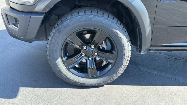 2024 Ram 1500 Classic Warlock Crew Cab 4x4 5'7" Box