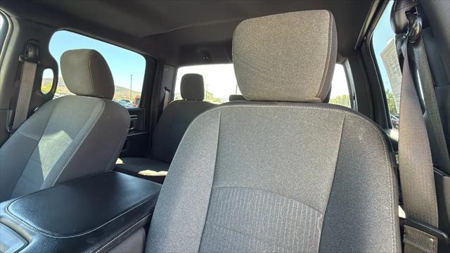 2024 Ram 1500 Classic Warlock Crew Cab 4x4 5'7" Box