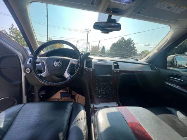 2008 Cadillac Escalade ESV Standard