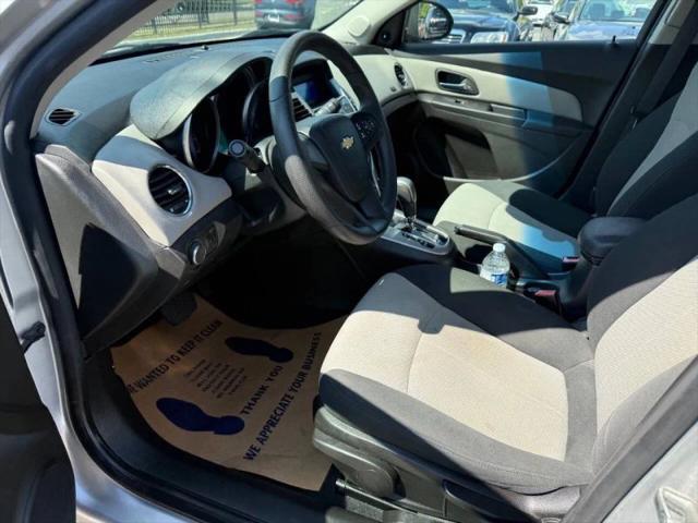 2011 Chevrolet Cruze LS