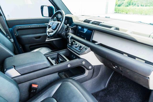 2022 Land Rover Defender 110 X-Dynamic SE
