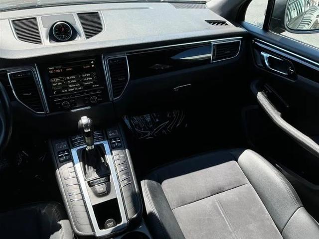 2015 Porsche Macan S