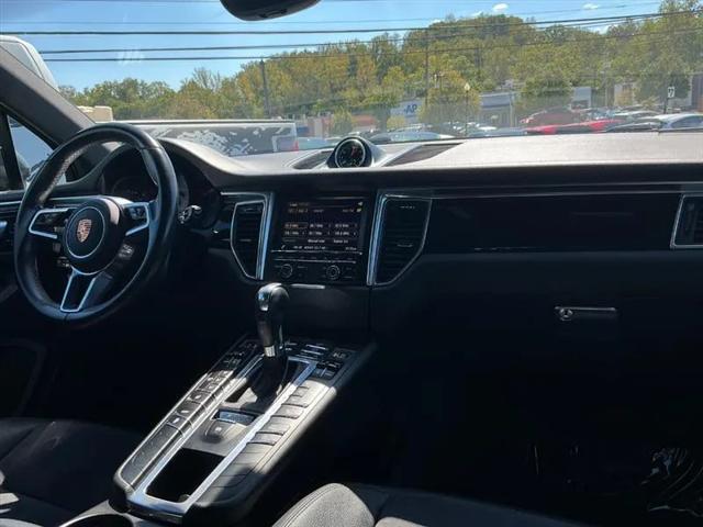 2015 Porsche Macan S