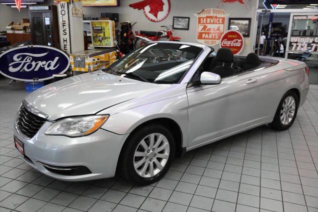 2011 Chrysler 200 Touring