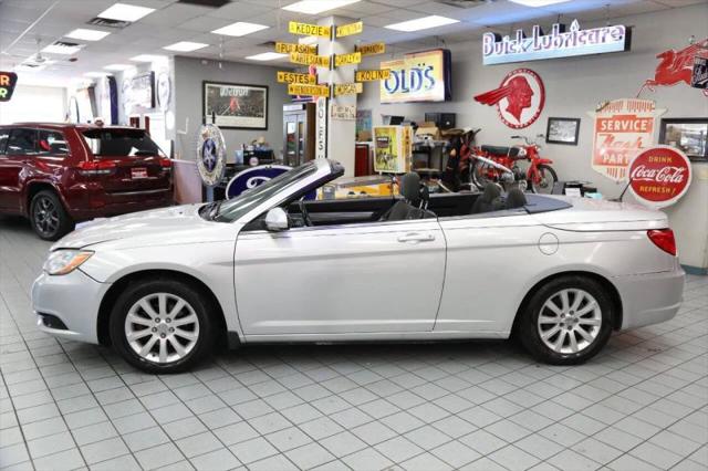 2011 Chrysler 200 Touring