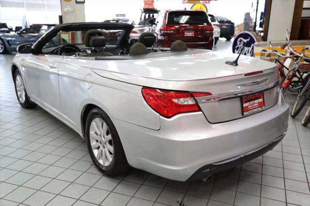 2011 Chrysler 200 Touring