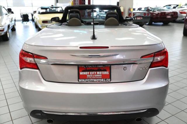 2011 Chrysler 200 Touring