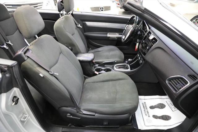 2011 Chrysler 200 Touring