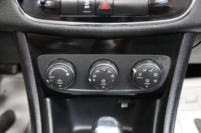 2011 Chrysler 200 Touring