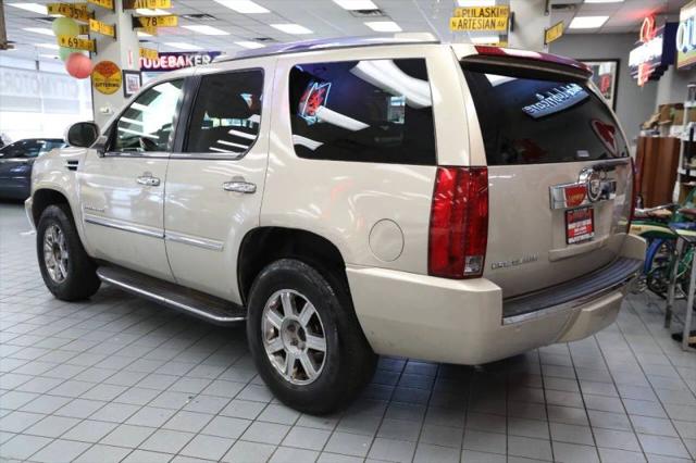 2007 Cadillac Escalade Standard