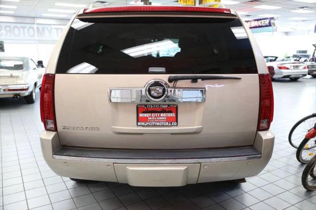 2007 Cadillac Escalade Standard