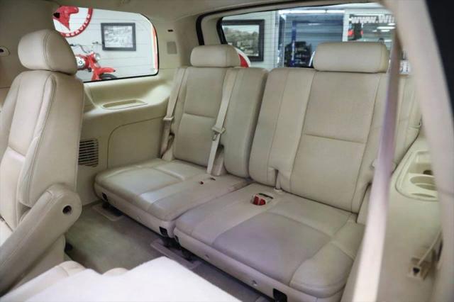 2007 Cadillac Escalade Standard