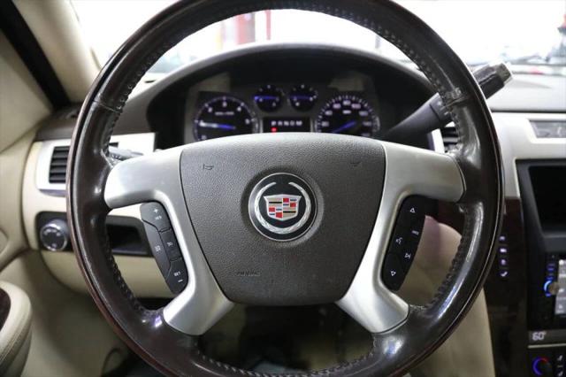 2007 Cadillac Escalade Standard