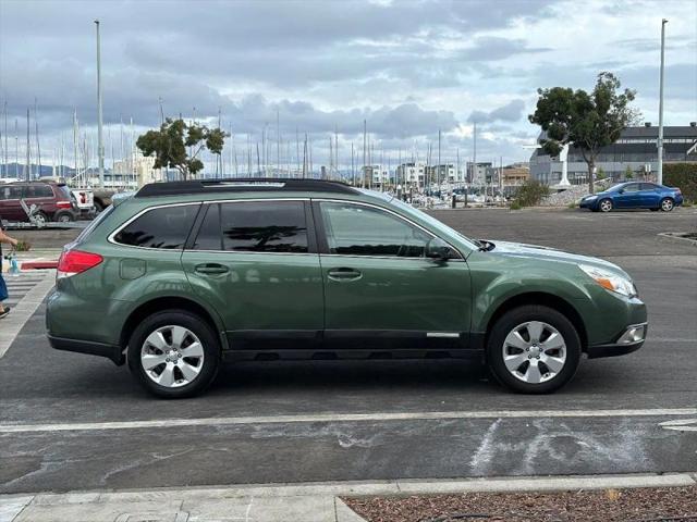 2012 Subaru Outback 2.5i Premium