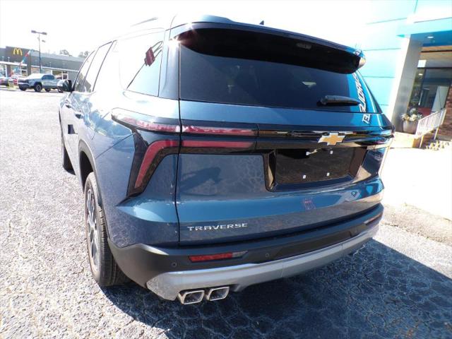 2026 Chevrolet Traverse FWD LT
