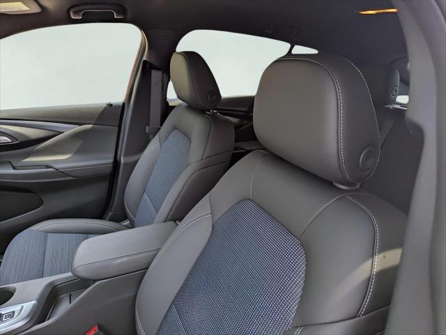 2026 Buick NV Preferred FWD
