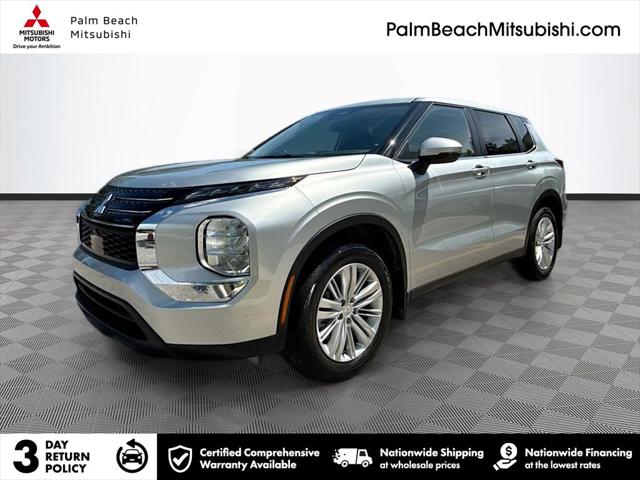 2024 Mitsubishi Outlander ES 2.5 2WD for sale in West Palm Beach, FL