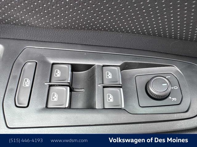 2026 Volkswagen Atlas Cross Sport 2.0T SE