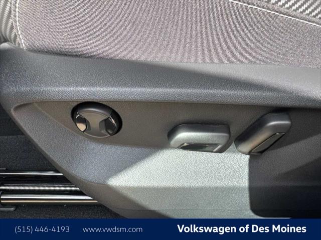 2026 Volkswagen Atlas Cross Sport 2.0T SE