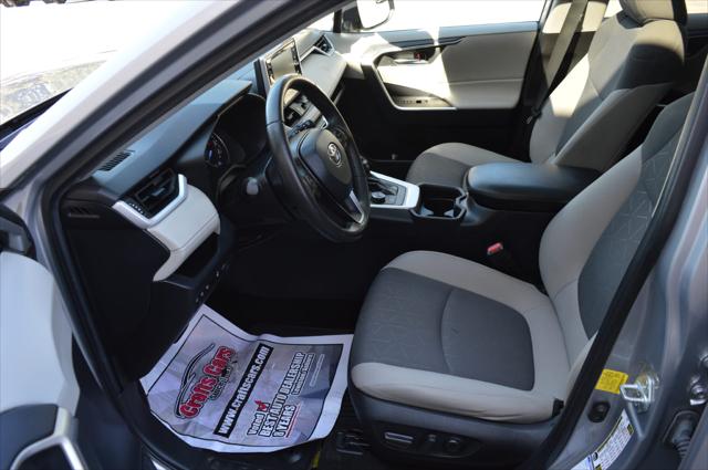 2021 Toyota RAV4 Hybrid XLE