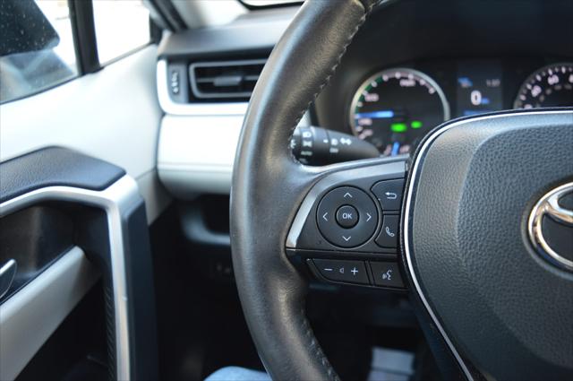 2021 Toyota RAV4 Hybrid XLE