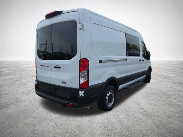 2026 Ford Transit Cargo Van T-250 148 Med Rf 9150 GVWR RWD