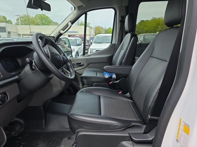 2026 Ford Transit Cargo Van T-250 148 Med Rf 9150 GVWR RWD