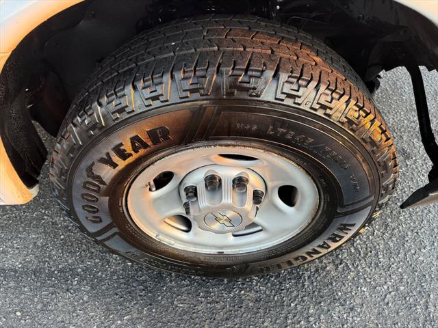 2021 Chevrolet Express Cargo Van RWD 2500 Regular Wheelbase WT