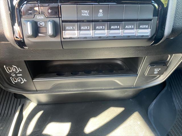 2025 Ram 3500 Tradesman Regular Cab 4x2 8' Box