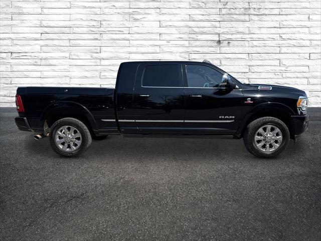 2019 RAM 3500 Limited Mega Cab 4x4 64 Box