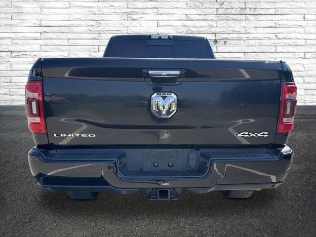 2019 RAM 3500 Limited Mega Cab 4x4 64 Box