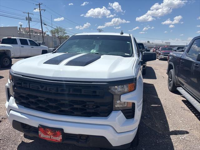 2024 Chevrolet Silverado 1500 4WD Crew Cab Short Bed Custom