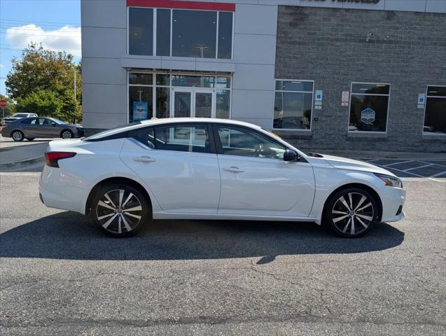 2022 Nissan Altima SR Intelligent AWD