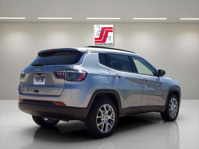 2022 Jeep Compass Latitude Lux 4x4