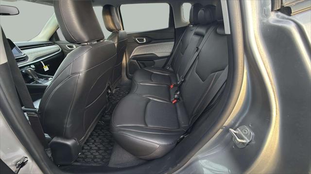 2022 Jeep Compass Latitude Lux 4x4