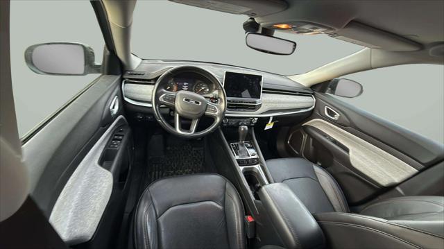 2022 Jeep Compass Latitude Lux 4x4