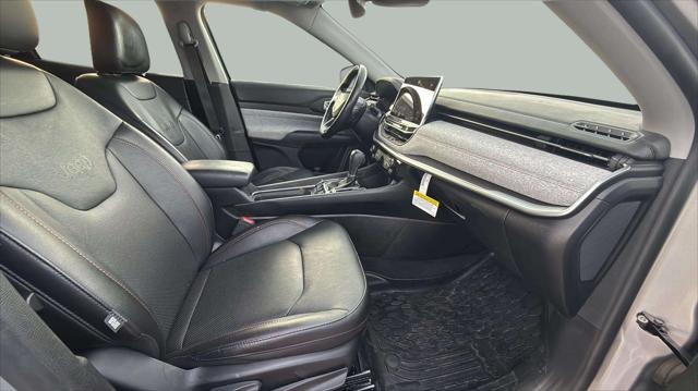 2022 Jeep Compass Latitude Lux 4x4