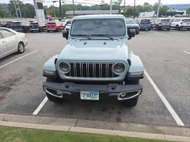 2024 Jeep Wrangler 4-Door Sahara 4x4